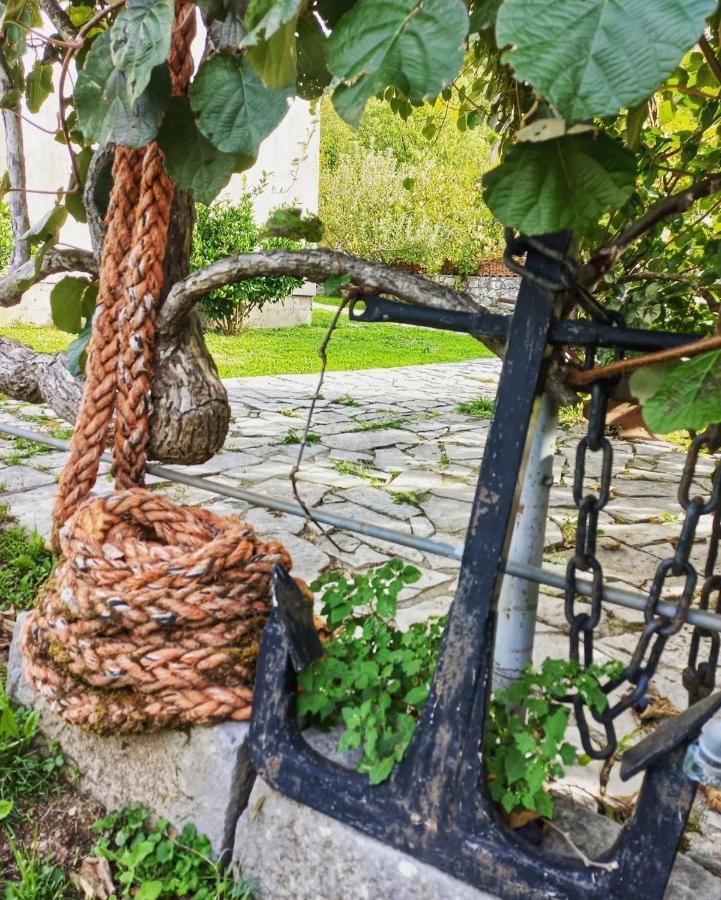 Villa Sailor'S Rustic House Virpazar Exterior foto
