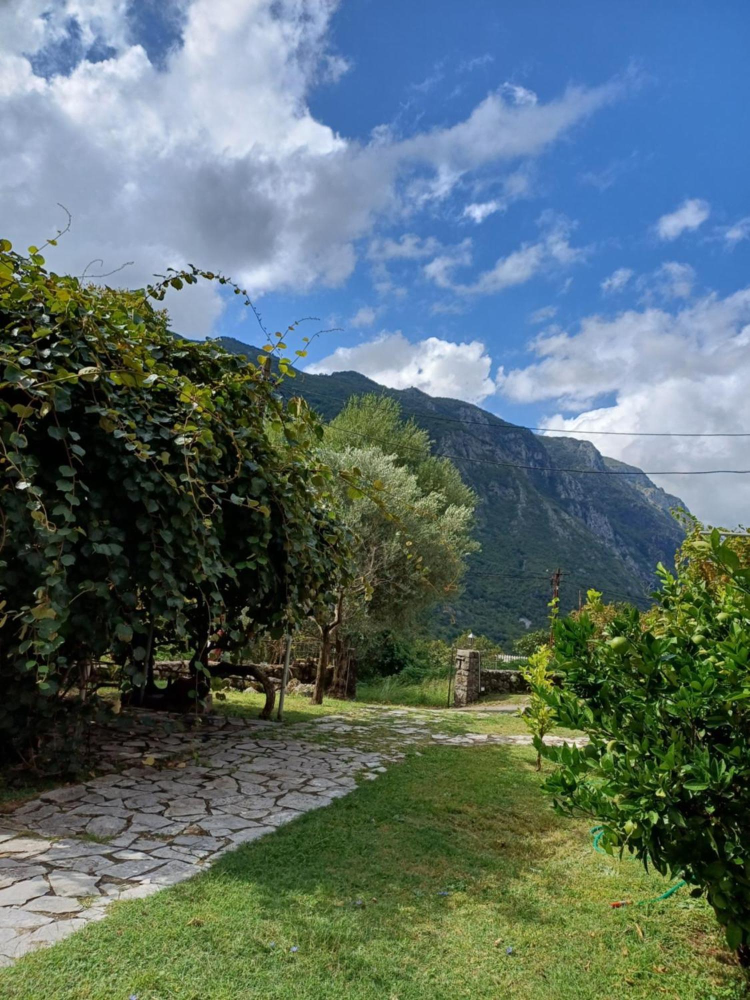 Villa Sailor'S Rustic House Virpazar Exterior foto